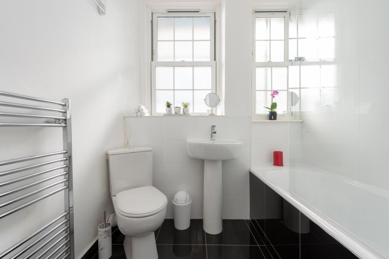 Tower Bridge Exclusive Two Bedroom Apartment Londra Esterno foto